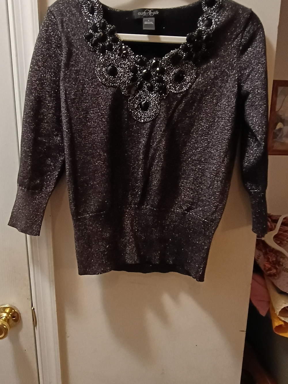 Good used Condition Woman's August Silk Black/ Gray Size L Top